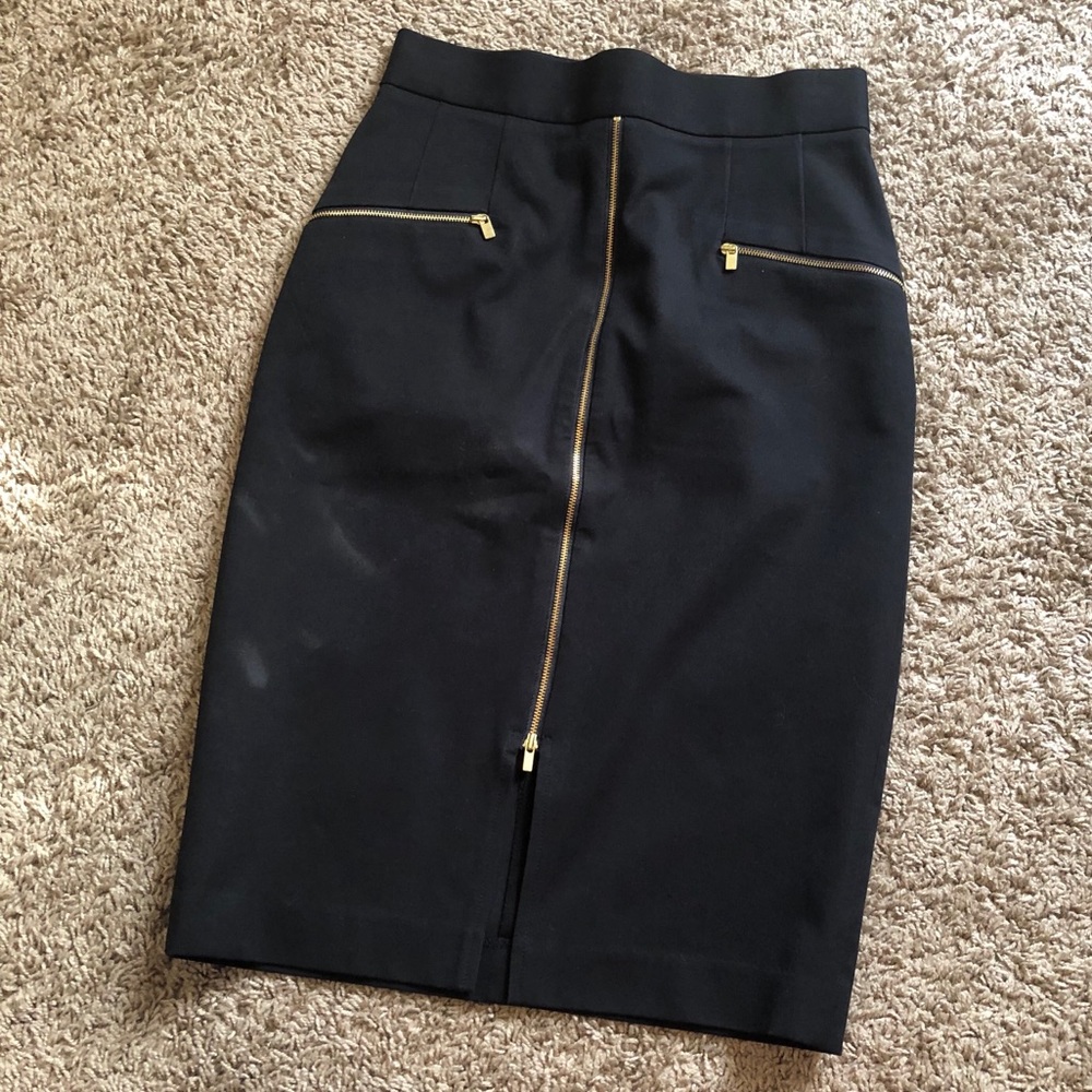 NWOT BANANA REPUBLIC Black Pencil Skirt - Picture 3 of 8
